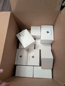 MTG - Magic the Gathering - FULL SET - Throne of Eldraine - MOL/MTGO Sealed Box - Image 2