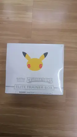 Pokemon TCG: 25th Anniversary Celebrations Elite Trainer Box (2021) *SEALED* 820650809439 - Image 1