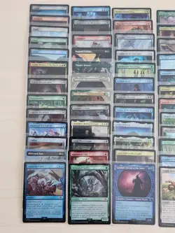 MTG Lord of the Rings - 85 Card Foil Lot (Lightly Played) - Image 3