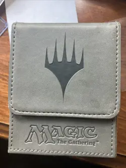Ultra Pro Magic the Gathering Deck Box - Image 1