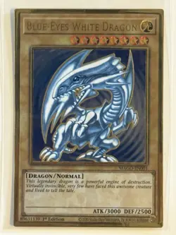 Yugioh! Blue-Eyes White Dragon MAGO-EN001 Gold Rare 1st Edition NM - Image 1