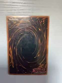 Yugioh Vintage Dark Magician LOB-EN005 Ultra Rare Unlimited Edition - Image 4