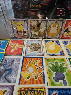 Pokemon Merlin Topps 1999 - Lot of 38 Stickers, Including 3 Foils - Image 2