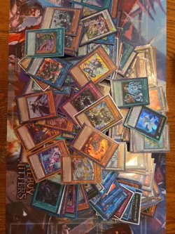 YuGiOh Card Bulk Lot Holos 200 Mixed Sets Mixed Rarities - Image 1