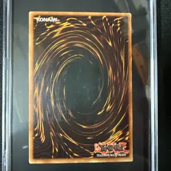 2002 Yu-Gi-Oh Starter Deck Kaiba 001 Blue-Eyes White Dragon Holo Ultra Rare SGC6 - Image 3