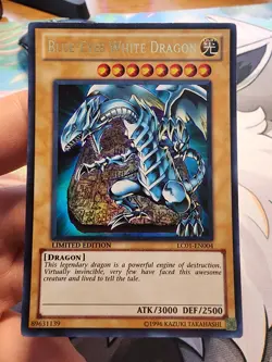 Yugioh Blue-Eyes White Dragon LC01-EN004 Ultra Rare NM- - Image 1