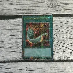 Yu-Gi-Oh! Harpie's Feather Duster EDC1-EN001 Quarter Century Rare QCR - Image 1