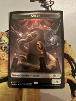 1x Snake Token MTG Year of the Snake 2025 APAC Promo Foil NM - Image 1