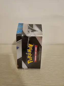 Pokemon TCG V Strikers EMPOLEON V Tin 5 Booster Card Packs Factory Sealed NEW 820650809552 - Image 3