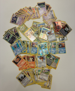 POKEMON CARDS BULK LOT 178 ct - Image 1