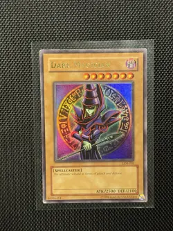 Yugioh | GLOSSY UNLIMITED | Dark Magician LOB-005 Ultra Rare Original - Image 1