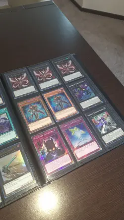 Yu-Gi-Oh Super Rare Cards Binder Collection - Image 5