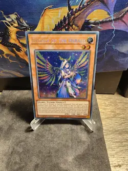 Yugioh! Diviner of the Herald NM Prismatic Secret Rare 1st Ed. MP22-EN056 - Image 1