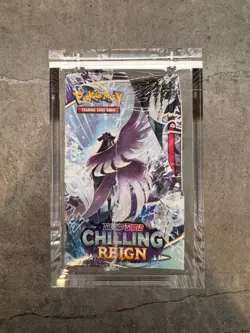 Pokemon TCG SWSH Chilling Reign Booster Box Factory Sealed With Acrylic Case 820650818462 - Image 5