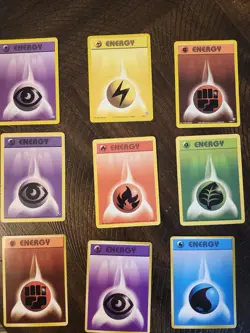 Pokemon Energy Cards Assorted Lot Of 586 Vintage 1999-2000 - Image 2