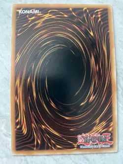 Yugioh - Red-Eyes Black Dragon - LC01-EN006 - Ultra Rare Limited Editon - Image 2