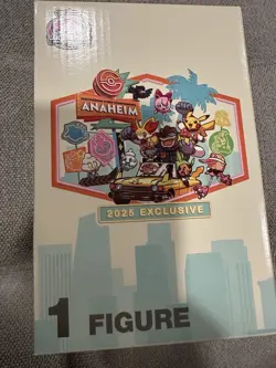 2025 Pokemon World Championships Exclusive Pikachu Figure Anaheim Worlds - NEW - Image 2