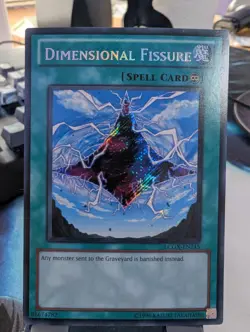 YuGiOh! Dimensional Fissure LCGX-EN215 Secret Rare - Image 1