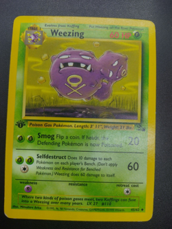 Pokemon Card Weezing 45/62 1st Edition Fossil Set WOTC Excellent - Near Mint - Image 1