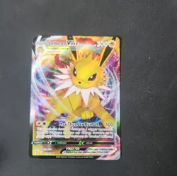 Jolteon VMAX 051/203 Swsh07: Pokemon Evolving Skies Ultra Rare Holo NM/M - Image 1