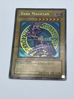 Dark Magician SDY-006 YuGiOh Starter Deck: Yugi Ultra Rare - Image 1
