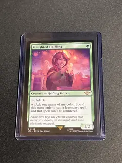MTG Delighted Halfling : the Lord of the Rings: Tales of Middle-earth - Image 1