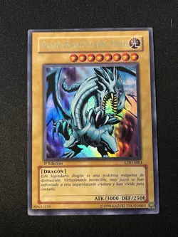 2002 Yugioh BLUE-EYES WHITE DRAGON LOB-001 LDD-S001 Spanish 1st Edition - Image 1