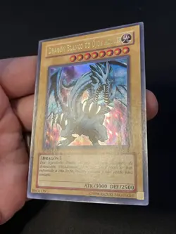 2002 Yugioh BLUE-EYES WHITE DRAGON LOB-001 LDD-S001 Spanish 1st Edition - Image 3