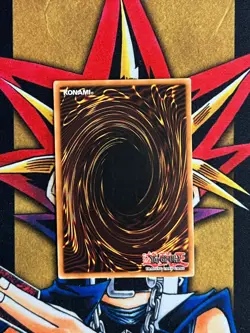 LOB-005 Dark Magician Ultra Rare Original 2002 NA Print NM Yugioh Card - Image 2