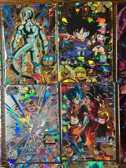 Bandai Super Dragon Ball Heroes Lots of DAMAGED cards -18 UR&6 SECRET cards- - Image 3