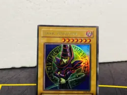 Dark Magician LOB-005 The Legend of Blue Eyes White Dragon Unlimited - Image 4