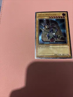 Yu-Gi-Oh Dark Magician YSYR-EN001 Ultimate Rare 1st Edition - Image 5