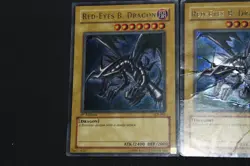 Yugioh Card Lot MP-DMG Unl & 1st Edition Red-Eyes B. Dragon SDJ-001 - Image 2