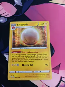 Electrode 046/185 Holo Vivid Voltage Sword And Shield Pokemon TCG - Image 1
