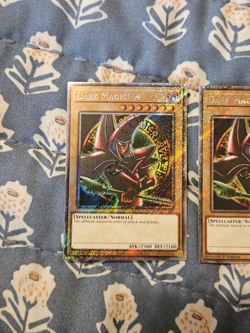 Dark Magician x3 Arkana (PLATINUM SECRET RARE) RA04-EN106 Yugioh NM - Image 2