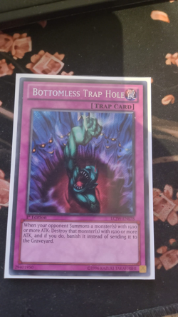 Yugioh | Bottomless Trap Hole | LCJW-EN078 | Secret rare | 1st ed nm - Image 1
