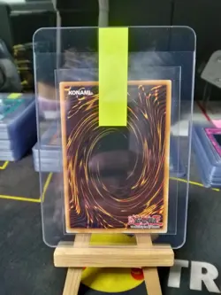 Yugioh Monster Reborn RP01-EN016 Super Rare Holo Retro Pack Reprint English Card - Image 2