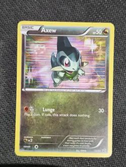 Axew (13) Pokemon • Holo Rare • 13/20 - Dragon Vault - Image 1