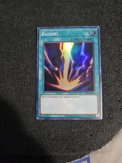 Yu-Gi-Oh! TCG Raigeki Legend of Blue Eyes White Dragon LOB-EN053 Unlimited Super - Image 1