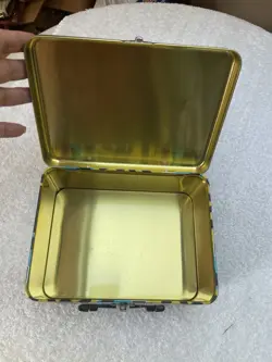 Pokemon TCG Detective Pikachu Collectors Chest Tin Lunch Box EMPTY TIN 2019 - Image 4