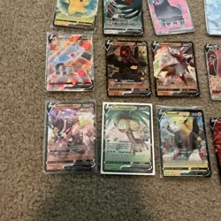Pokemon Bundle Of 18 Cards. Mostly V’s And Vmax’s. All In Good Condition. 2 Gold - Image 4