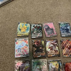 Pokemon Bundle Of 18 Cards. Mostly V’s And Vmax’s. All In Good Condition. 2 Gold - Image 5