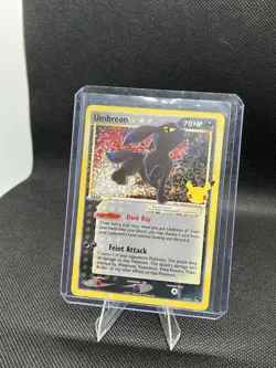 Umbreon Gold Star # 17/17 Holo Pokemon Celebrations Classic Collection Card - Image 2
