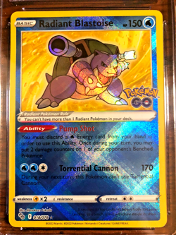 Radiant Blastoise Radiant Rare #018 - CGC GEM MINT 10 - Pokemon GO - Pokemon TCG - Image 2