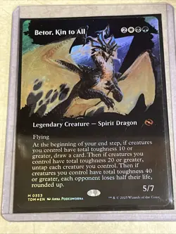 Betor, Kin to All (Borderless) Tarkir: Dragonstorm Foil - Image 1