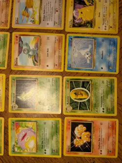 Lot Of 20 Vintage Base Set Pokemon Cards - Image 5