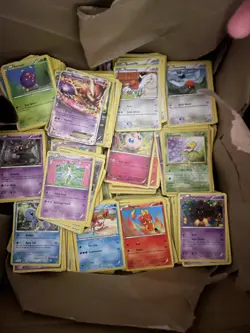 Large Flat Rate Box Pokemon Cards All Eras Mixed Cond. Holo, Reverse, 3200+ - Image 4