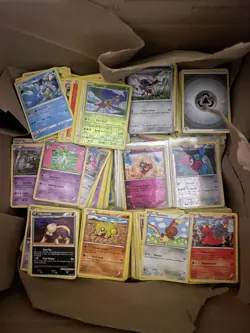 Large Flat Rate Box Pokemon Cards All Eras Mixed Cond. Holo, Reverse, 3200+ - Image 5