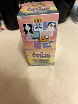 Weiss Schwarz: Adventure Time - Booster Box (20 Packs, 8 Cards per Pack) 8885009405535 - Image 1