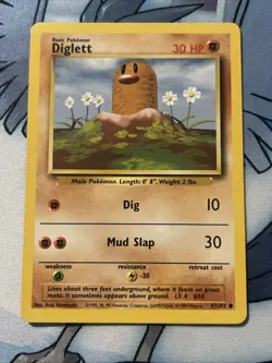 Pokemon Card Diglett 47/102 Base Set Error Fighting Symbol Misprint HP - Image 1